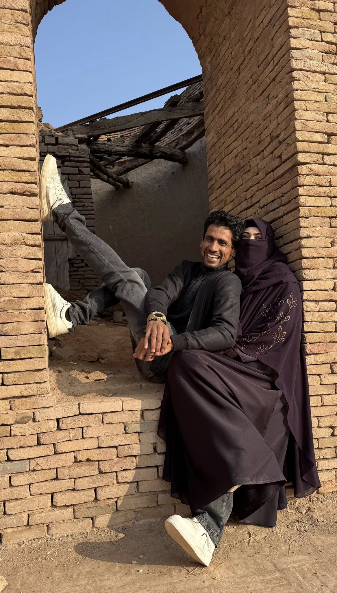 Abdul Rehman and his zoologist partner at a rescue site with WildRush